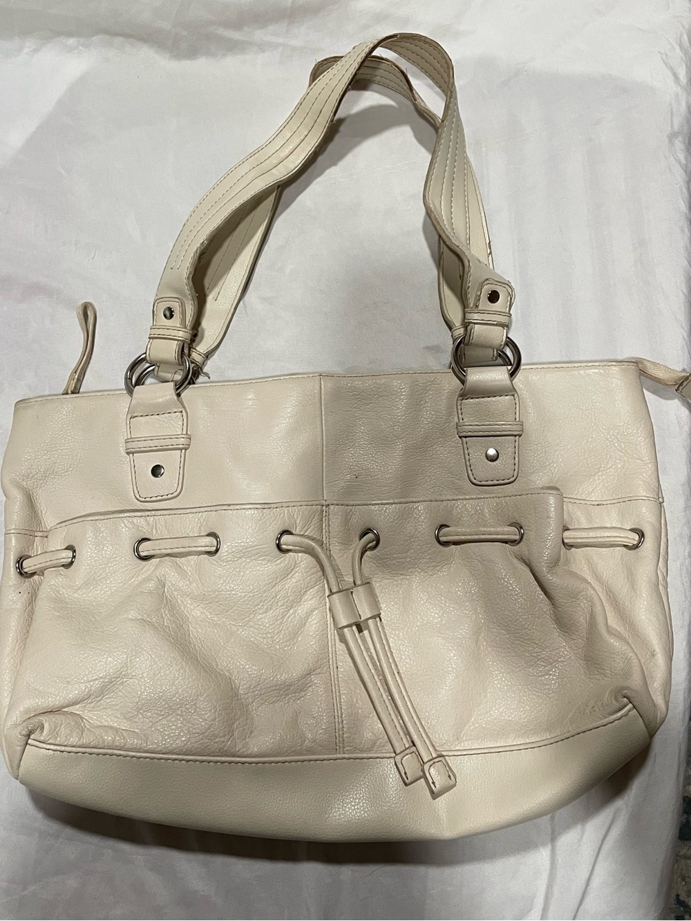 Classic Cream Tote Bag - Stylish Everyday Carry